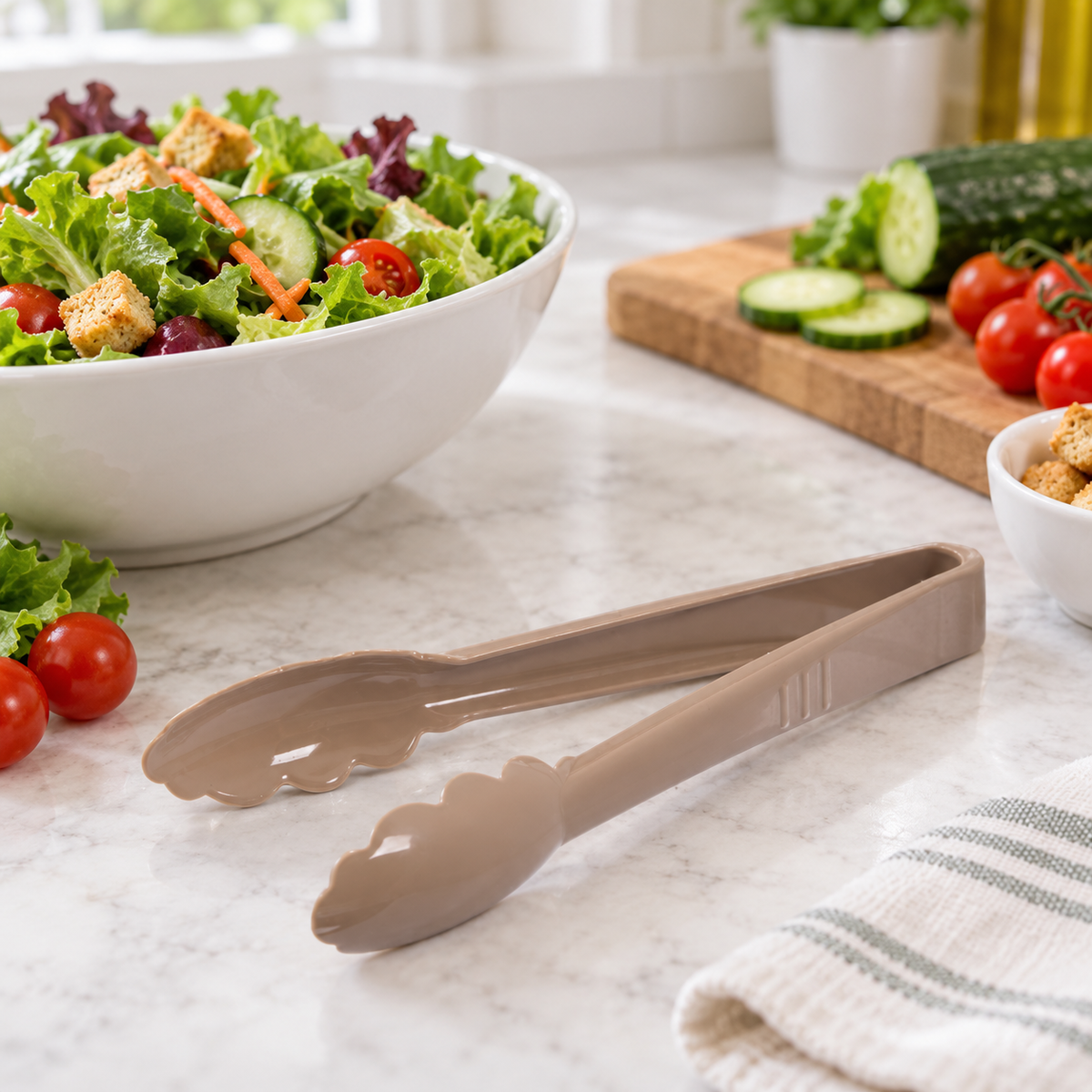 Heat Resistant Plastic Salad Tongs